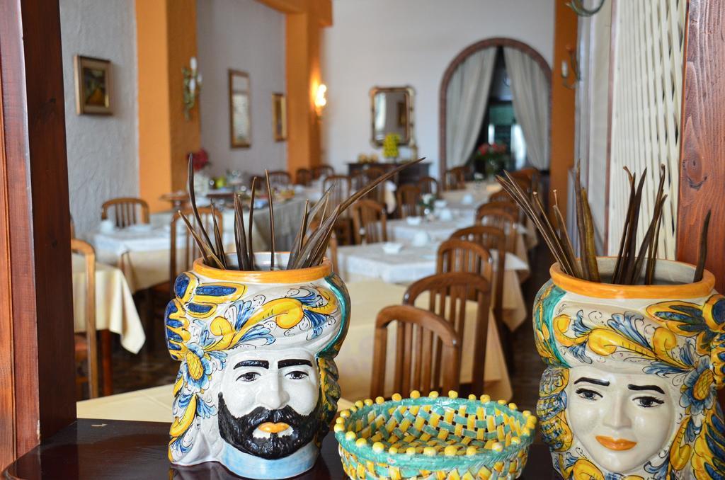 Costa Azzurra Hotel Джардини Наксос Екстериор снимка